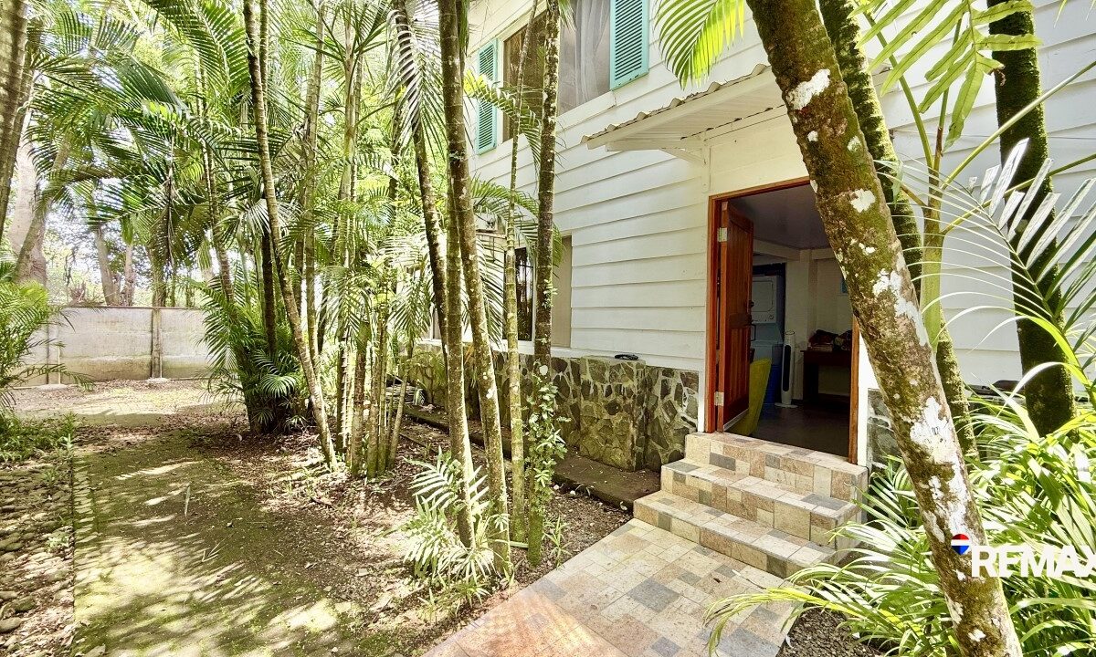 Homes for sale in Hermosa Beach Costa Rica