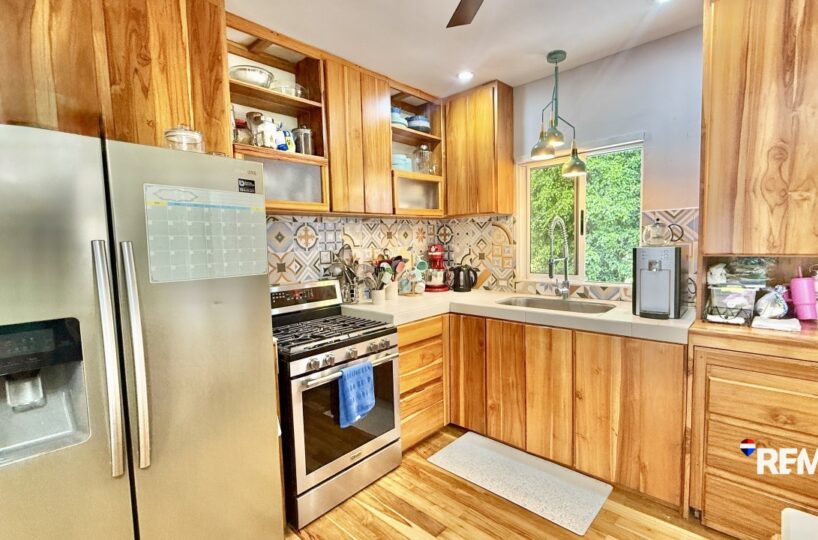 Homes for sale in Hermosa Beach Costa Rica