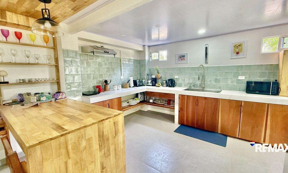 Homes for sale in Hermosa Beach Costa Rica