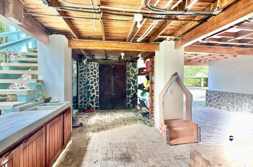 Homes for sale in Hermosa Beach Costa Rica