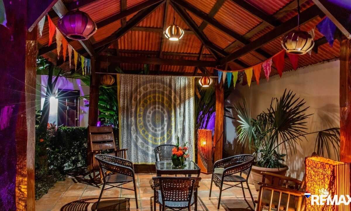 CommercialHotel - B&B for sale in Jaco Beach Costa Rica