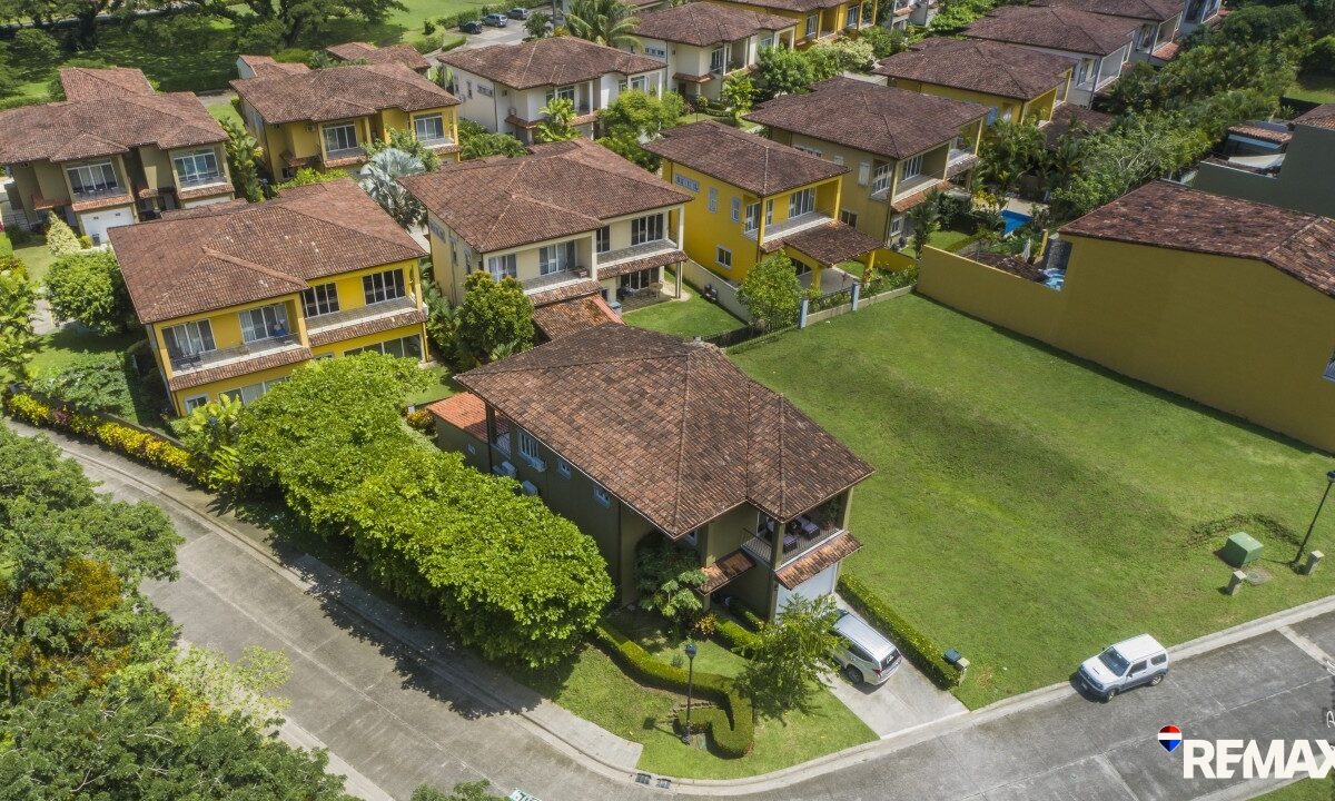 Homes for sale in Herradura Bay Costa Rica