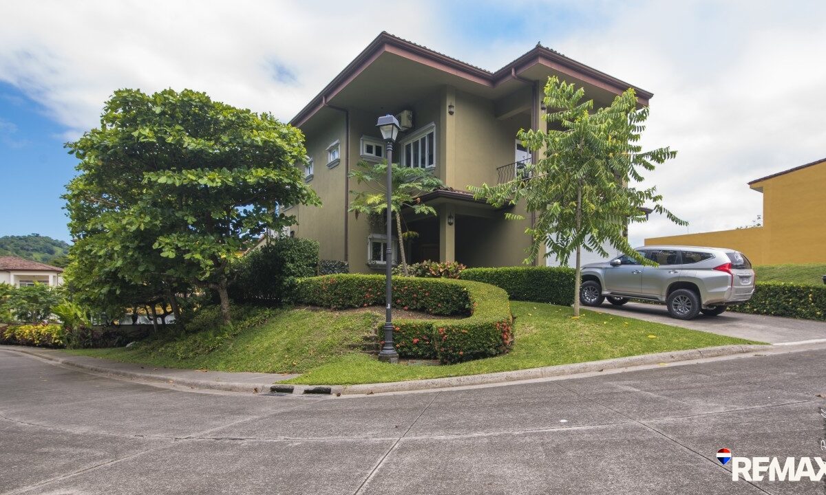 Homes for sale in Herradura Bay Costa Rica