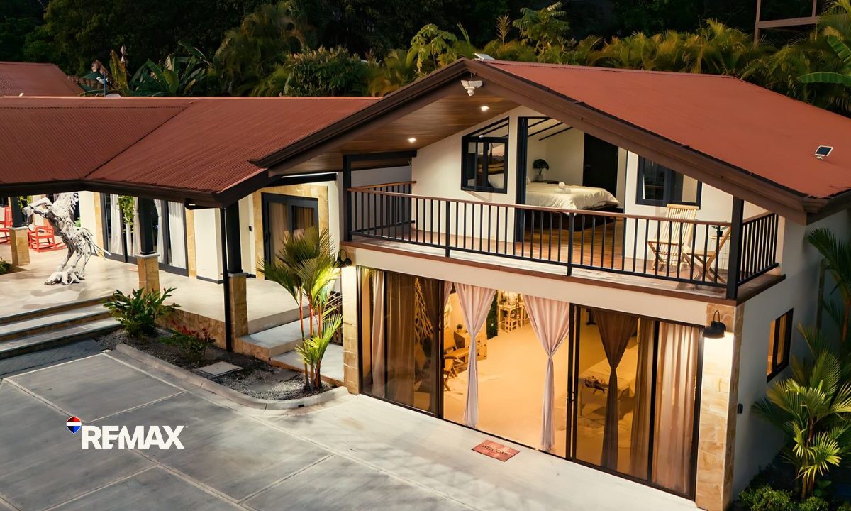 Homes for sale in Hermosa Beach Costa Rica