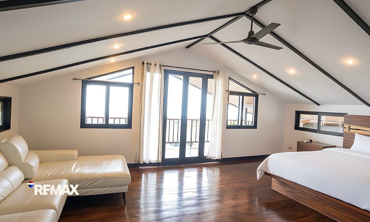 Homes for sale in Hermosa Beach Costa Rica