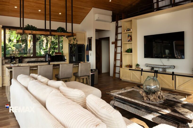 Homes for sale in Hermosa Beach Costa Rica