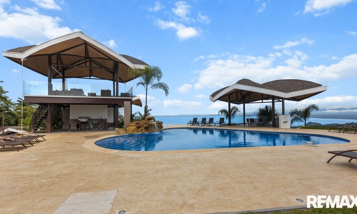 Homes for sale in Herradura Bay Costa Rica