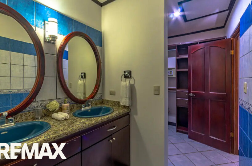 Homes for sale in Hermosa Beach Costa Rica