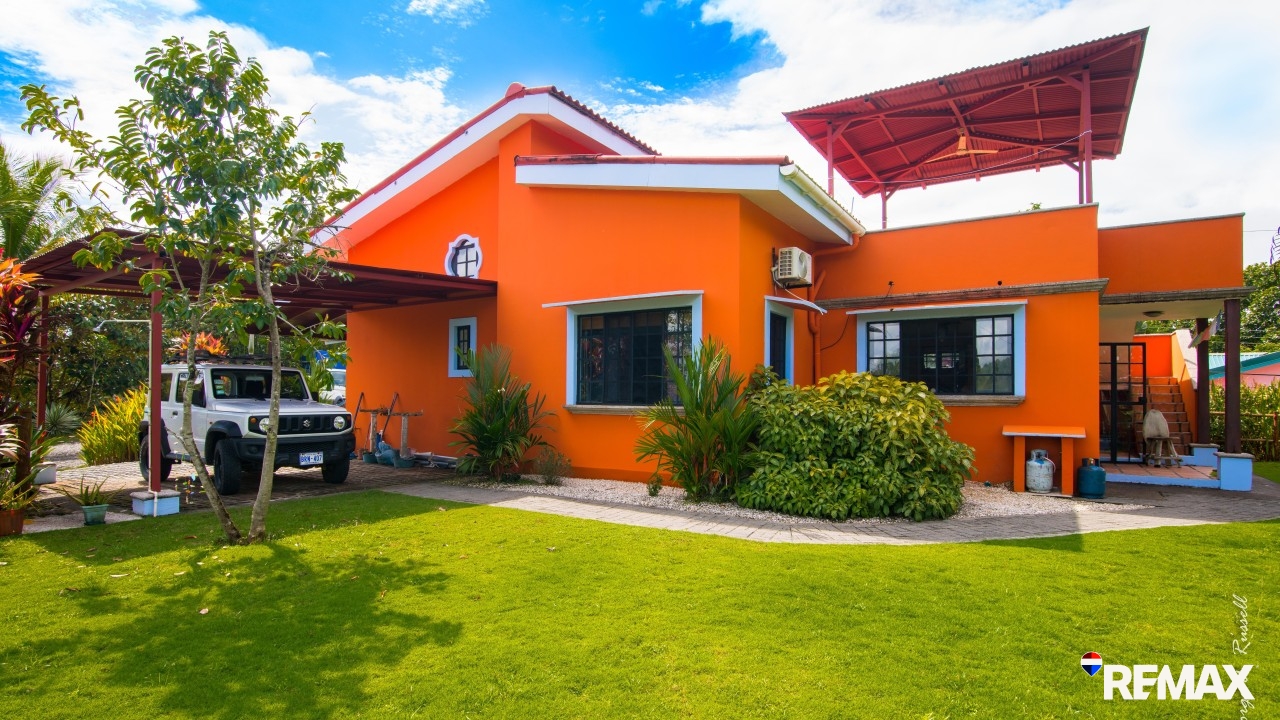 Homes for sale in EsterillosParrita Costa Rica