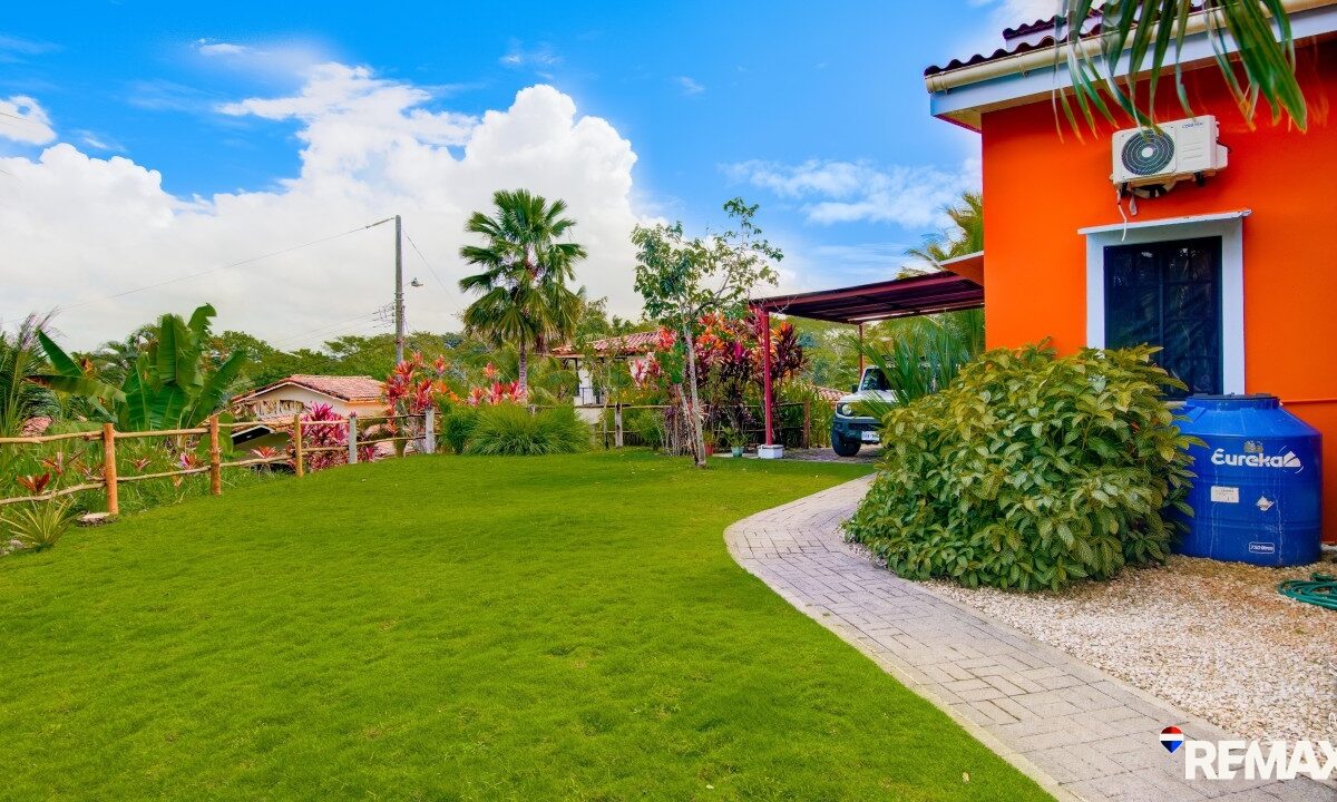 Homes for sale in EsterillosParrita Costa Rica