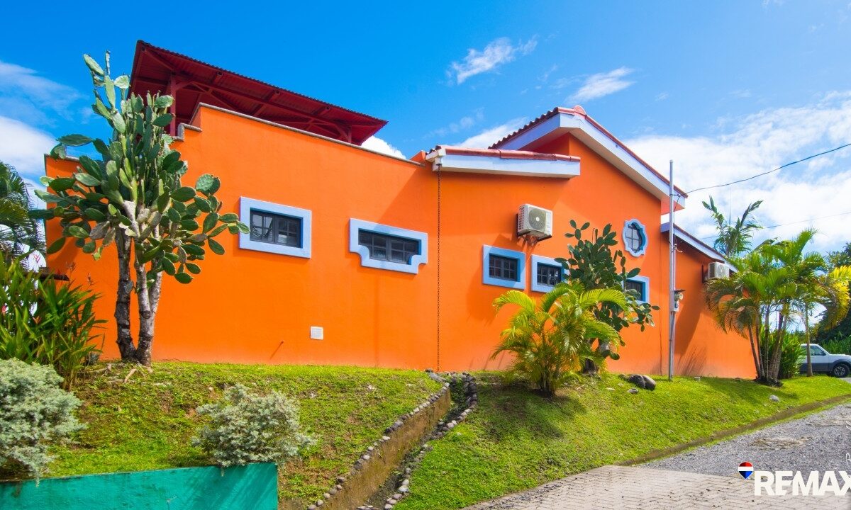 Homes for sale in EsterillosParrita Costa Rica