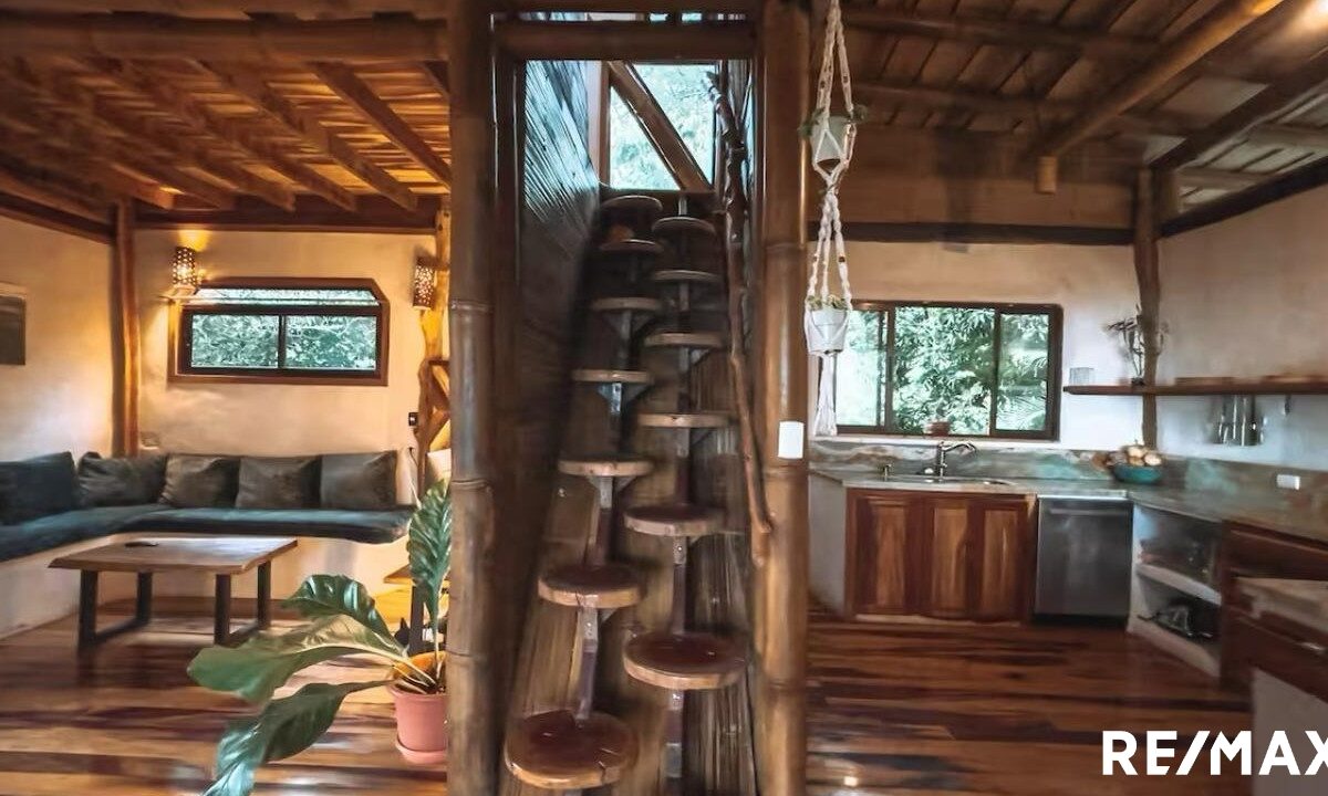 Homes for sale in Hermosa Beach Costa Rica