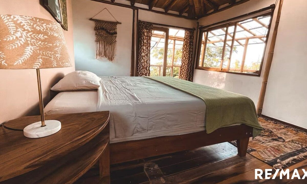 Homes for sale in Hermosa Beach Costa Rica