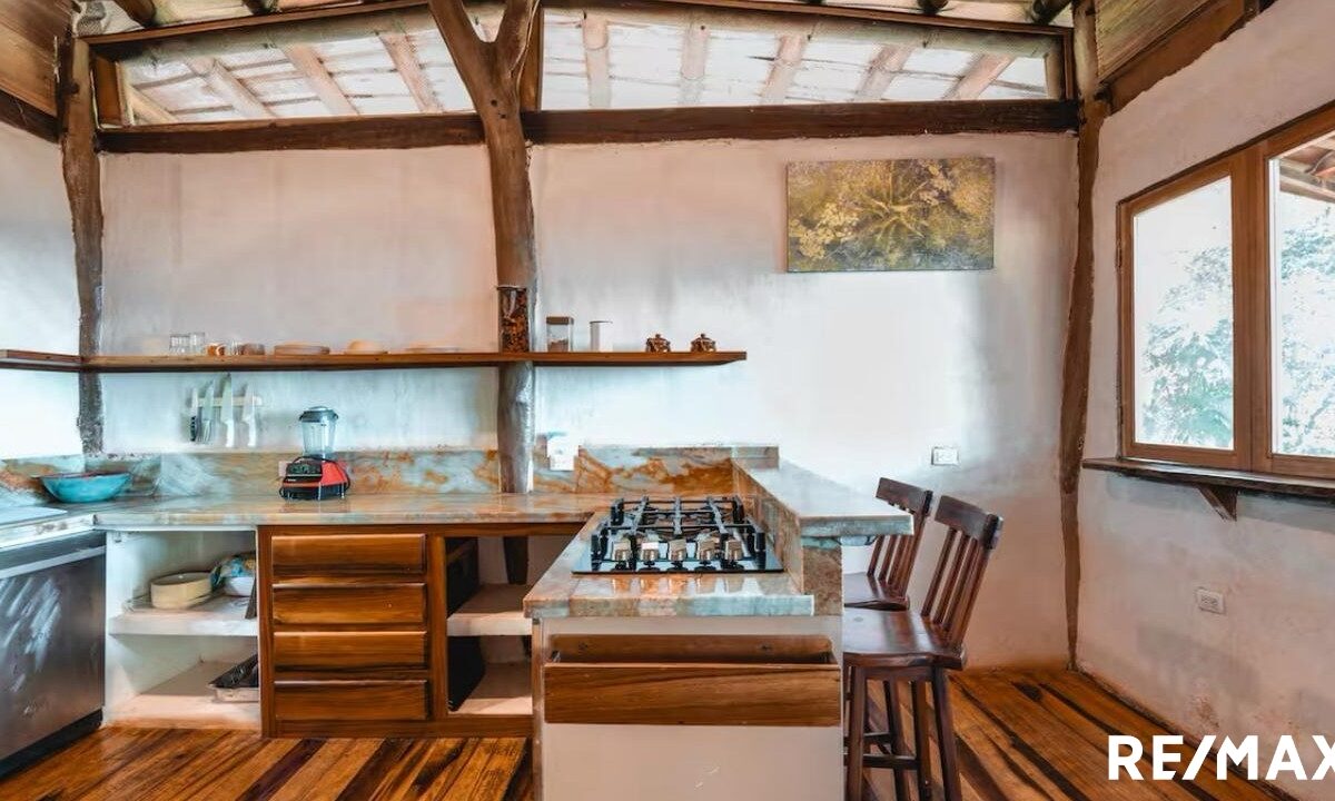 Homes for sale in Hermosa Beach Costa Rica