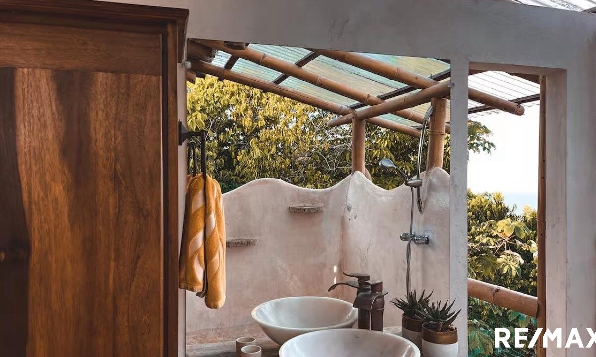 Homes for sale in Hermosa Beach Costa Rica