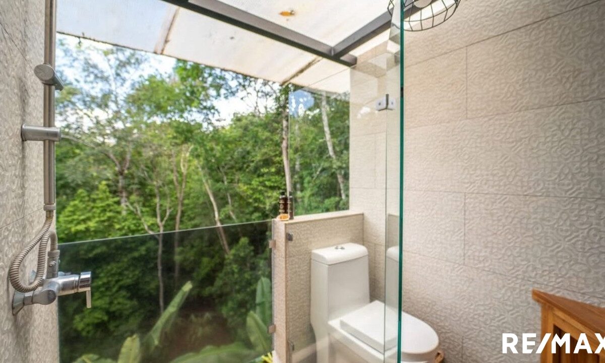 Homes for sale in Hermosa Beach Costa Rica