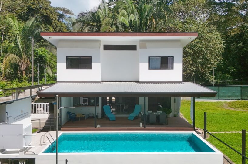 Homes for sale in EsterillosParrita Costa Rica