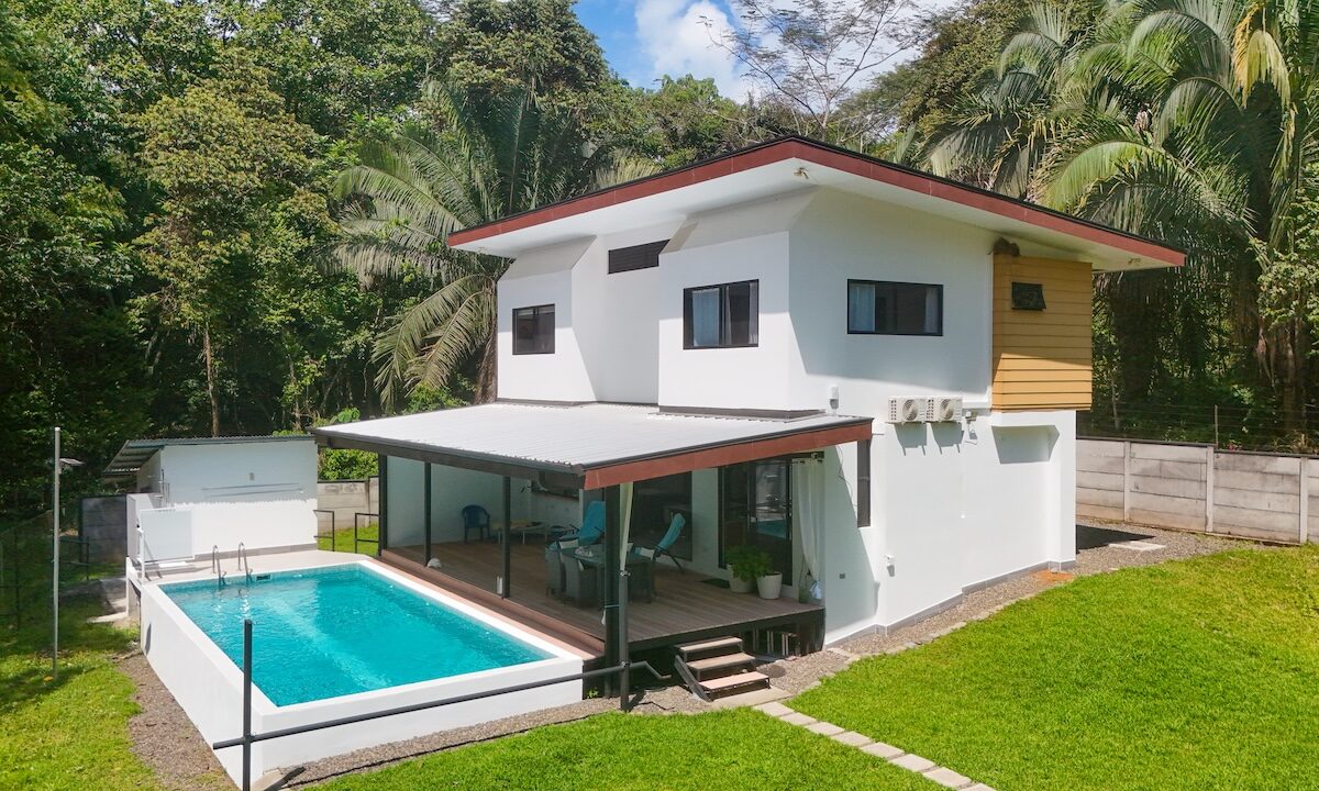 Homes for sale in EsterillosParrita Costa Rica
