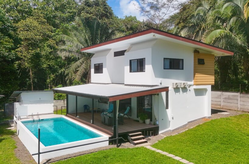 Homes for sale in EsterillosParrita Costa Rica