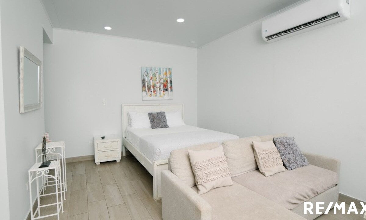 CommercialHotel - B&B for sale in Jaco Beach Costa Rica