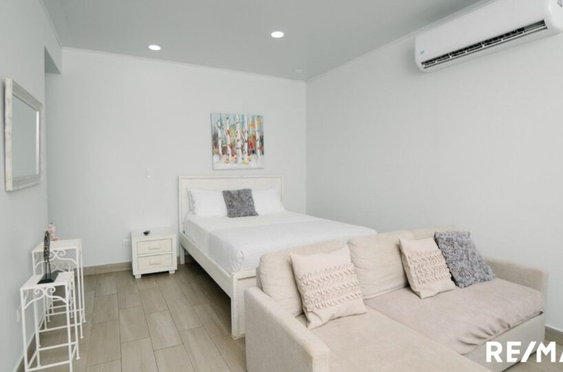 CommercialHotel - B&B for sale in Jaco Beach Costa Rica