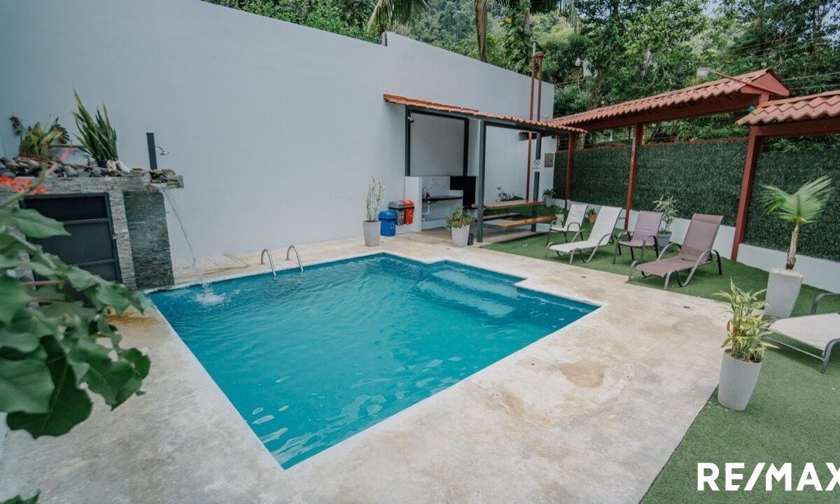 CommercialHotel - B&B for sale in Jaco Beach Costa Rica
