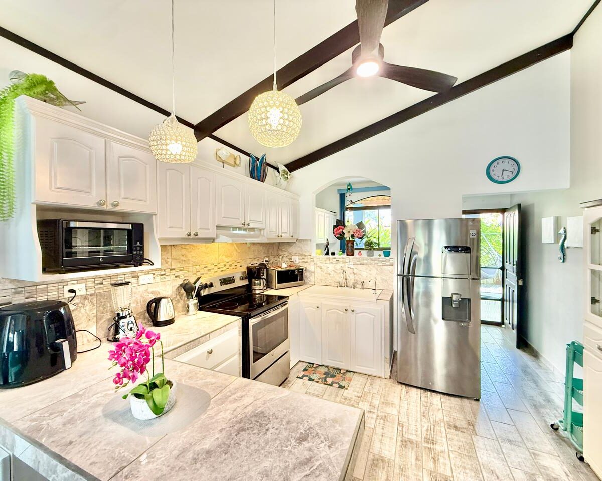 Homes for sale in EsterillosParrita Costa Rica