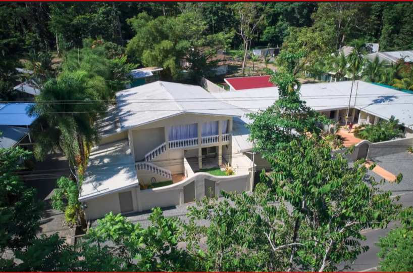 CommercialHotel - B&B for sale in Playa Chiquita Costa Rica