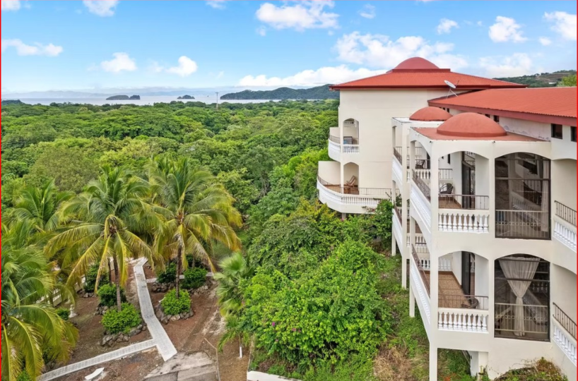 CommercialHotel - B&B for sale in Guanacaste Costa Rica