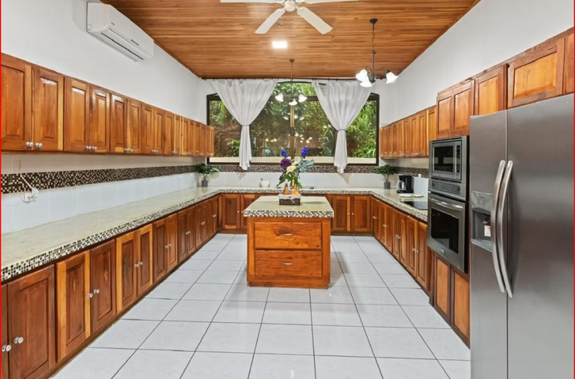 CommercialHotel - B&B for sale in Guanacaste Costa Rica