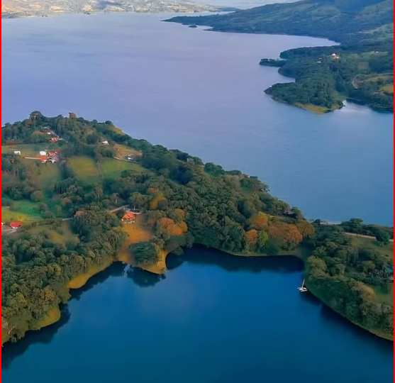 HomesHotel - B&B for sale in Lake Arenal Costa Rica