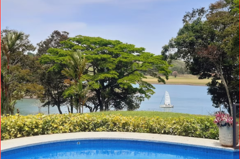 HomesHotel - B&B for sale in Lake Arenal Costa Rica
