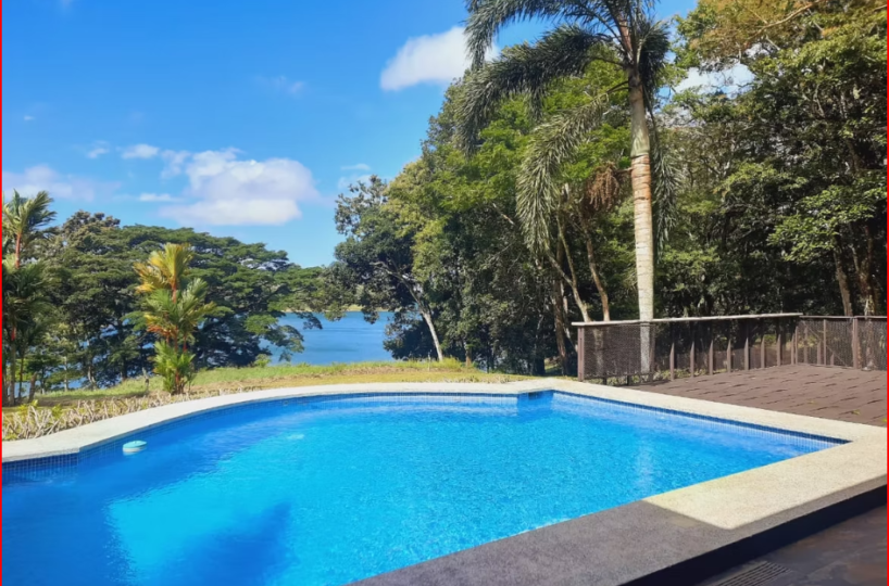 HomesHotel - B&B for sale in Lake Arenal Costa Rica