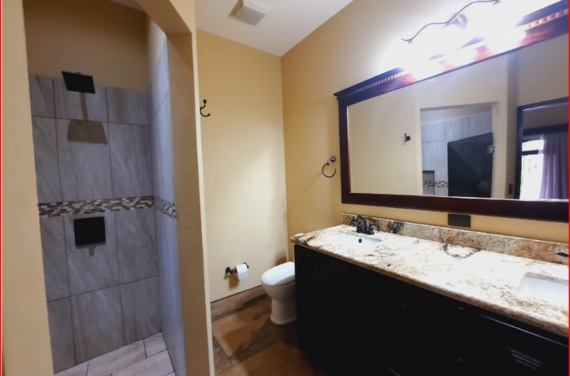 HomesHotel - B&B for sale in Lake Arenal Costa Rica