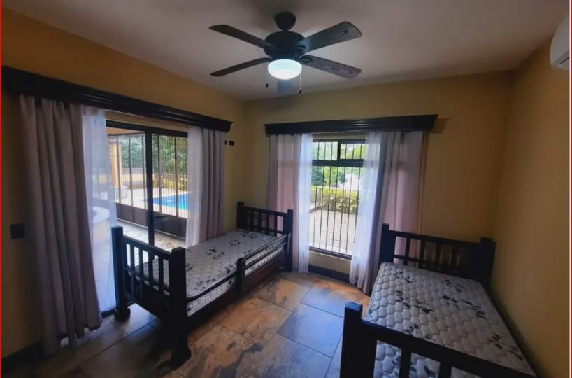HomesHotel - B&B for sale in Lake Arenal Costa Rica