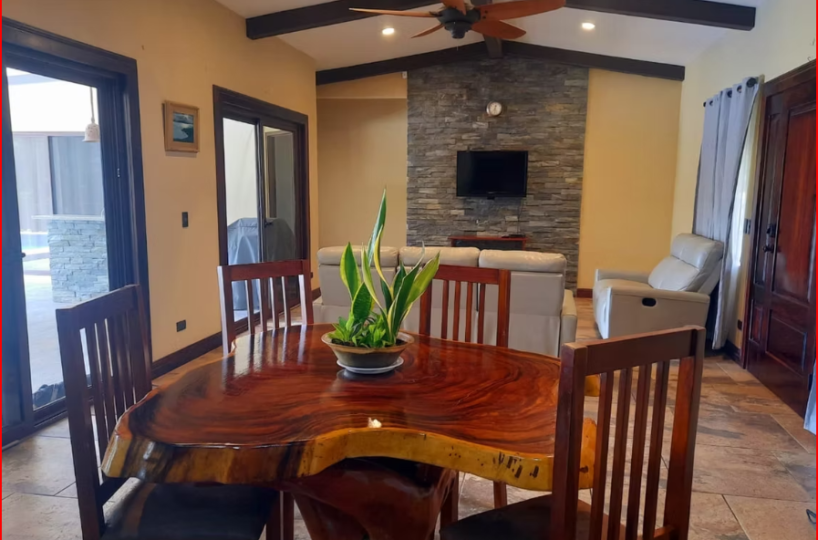 HomesHotel - B&B for sale in Lake Arenal Costa Rica