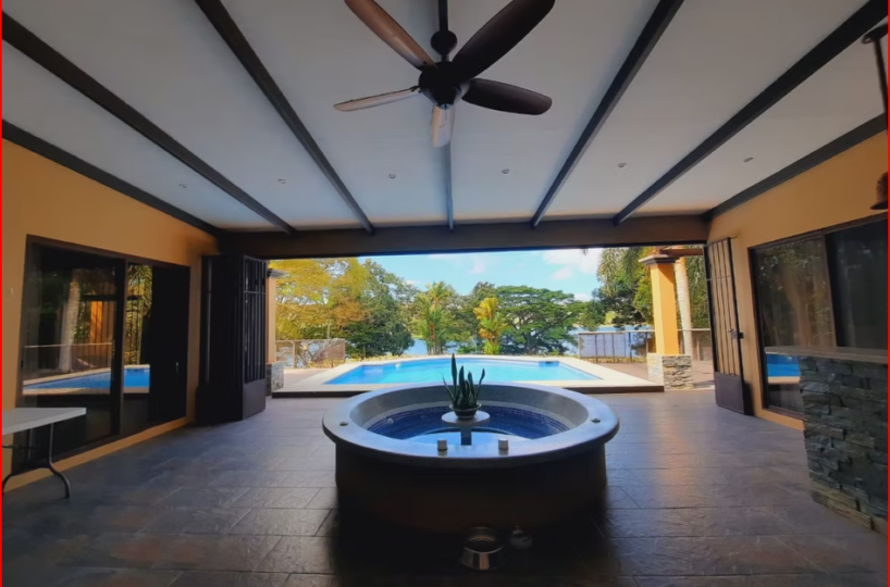 HomesHotel - B&B for sale in Lake Arenal Costa Rica