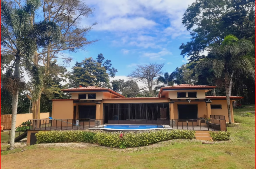 HomesHotel - B&B for sale in Lake Arenal Costa Rica