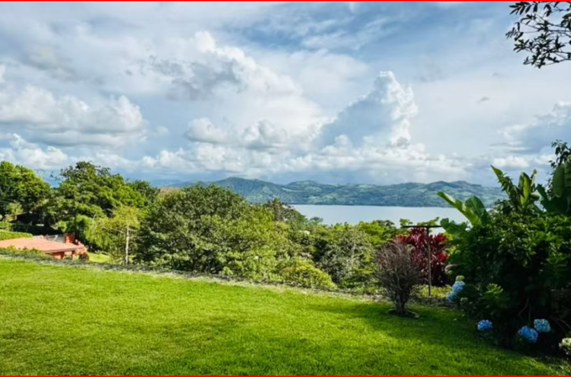 Homes for sale in Nuevo Arenal Costa Rica