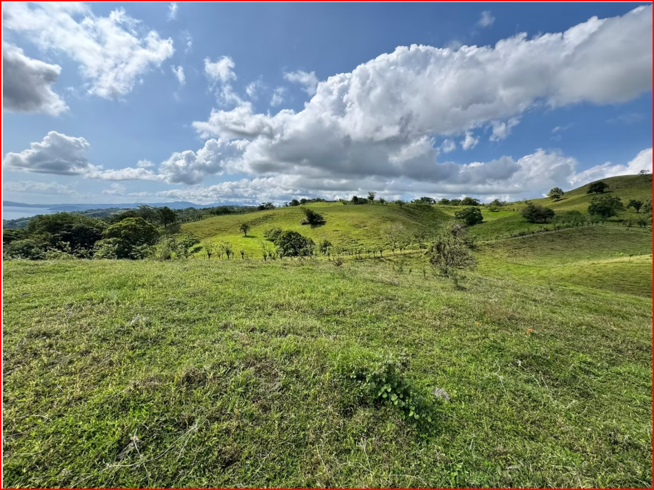 Building Lots for sale in Lake Arenal Costa Rica